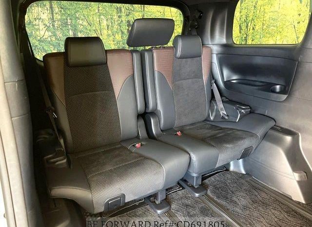 
								2017 TOYOTA ALPHARD SA full									