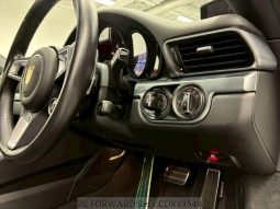 
										2016 PORSCHE 911 full									