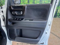 
										2017 HONDA N BOX GL full									