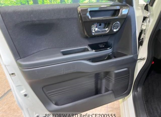 
								2017 HONDA N BOX GL full									