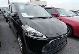 TOYOTA SIENTA FUNBASE X 2019
