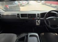 Toyota Hiace 2012