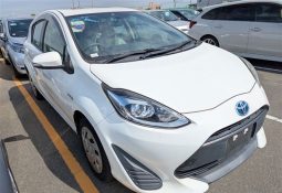 TOYOTA AQUA L 2019