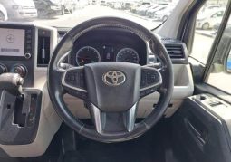 
										TOYOTA HIACE VAN CARGO VAN 2020 full									